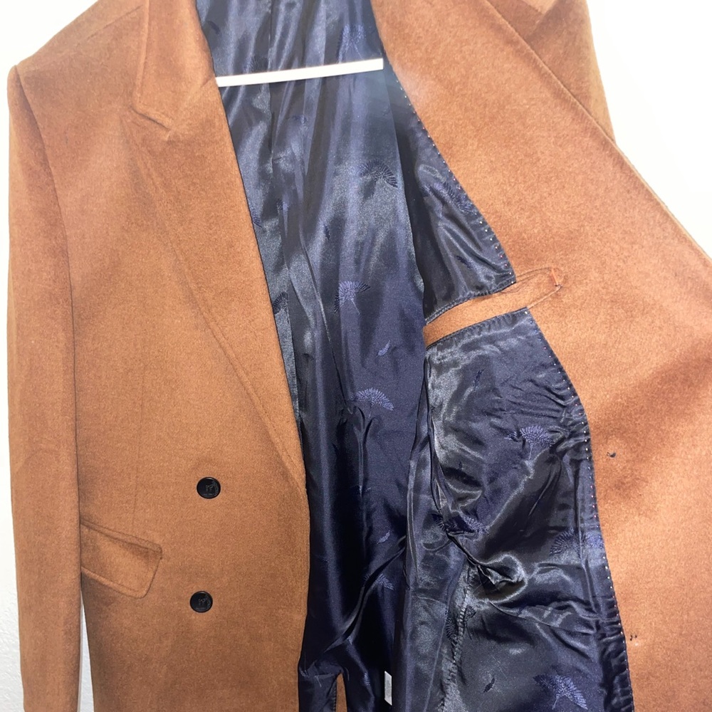 Deerskin coat, silk lined.
